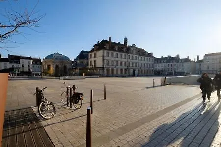 Le Petit France - Hyper Centre De - Proche Insead Fontainebleau